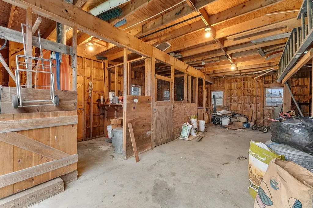 1476 West County Road Calais VT 05648