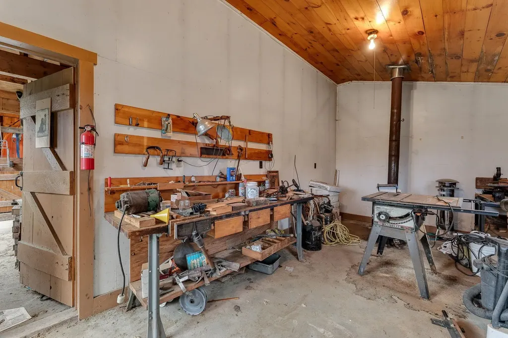 1476 West County Road Calais VT 05648