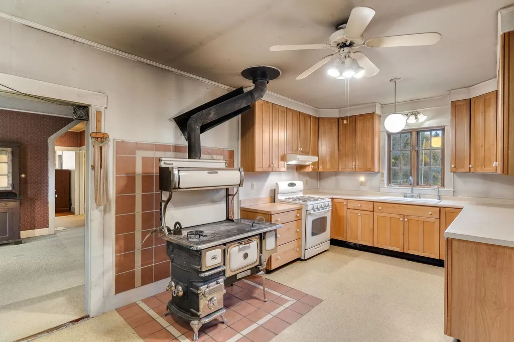 1476 West County Road Calais VT 05648