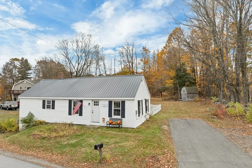 15 Robert Rogers Road Dunbarton NH 03046