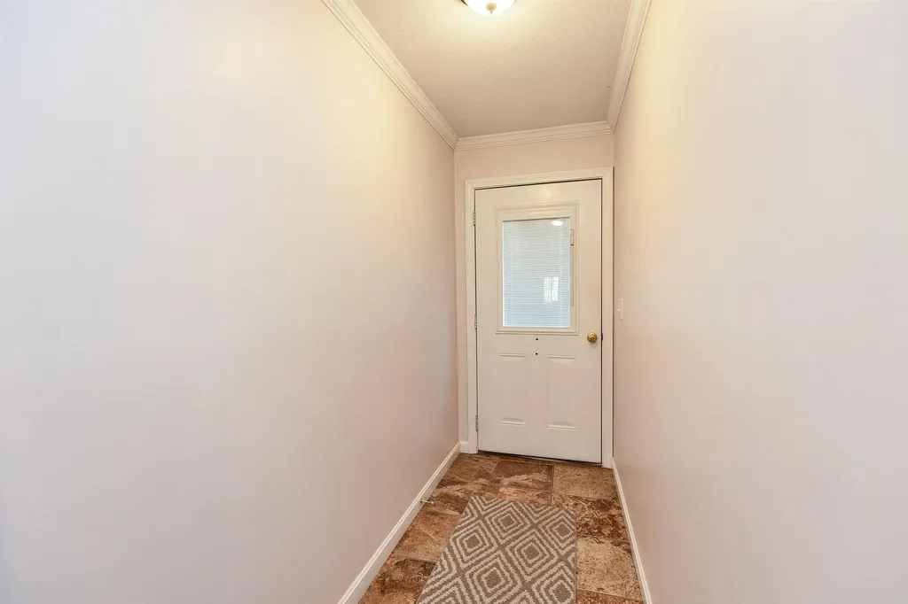 28 Owens Drive Swanzey NH 03446