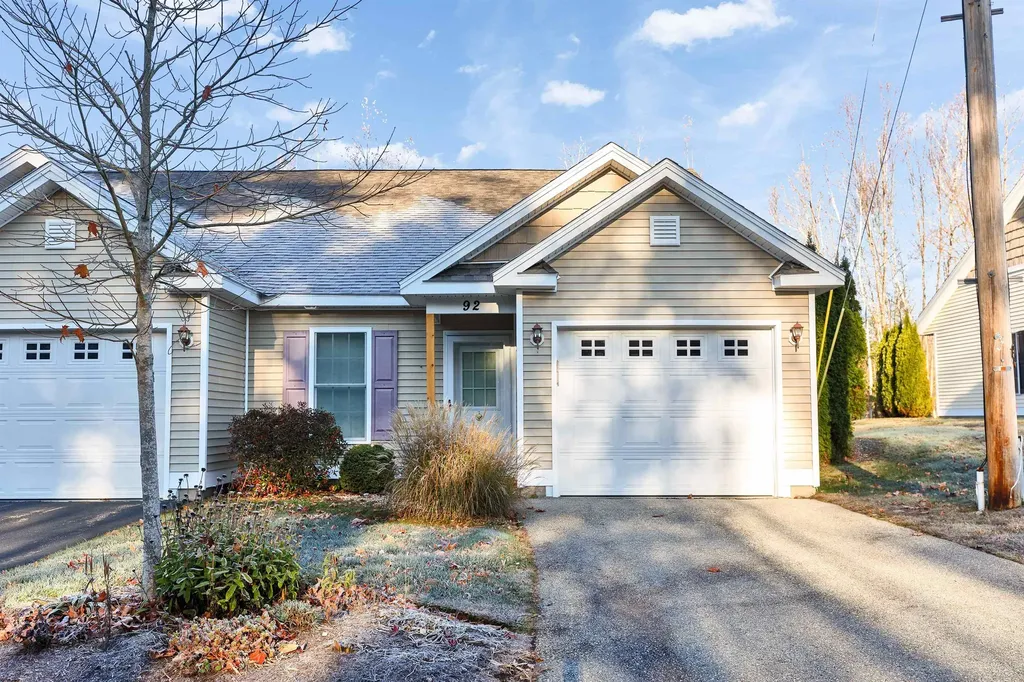 28 Owens Drive Swanzey NH 03446