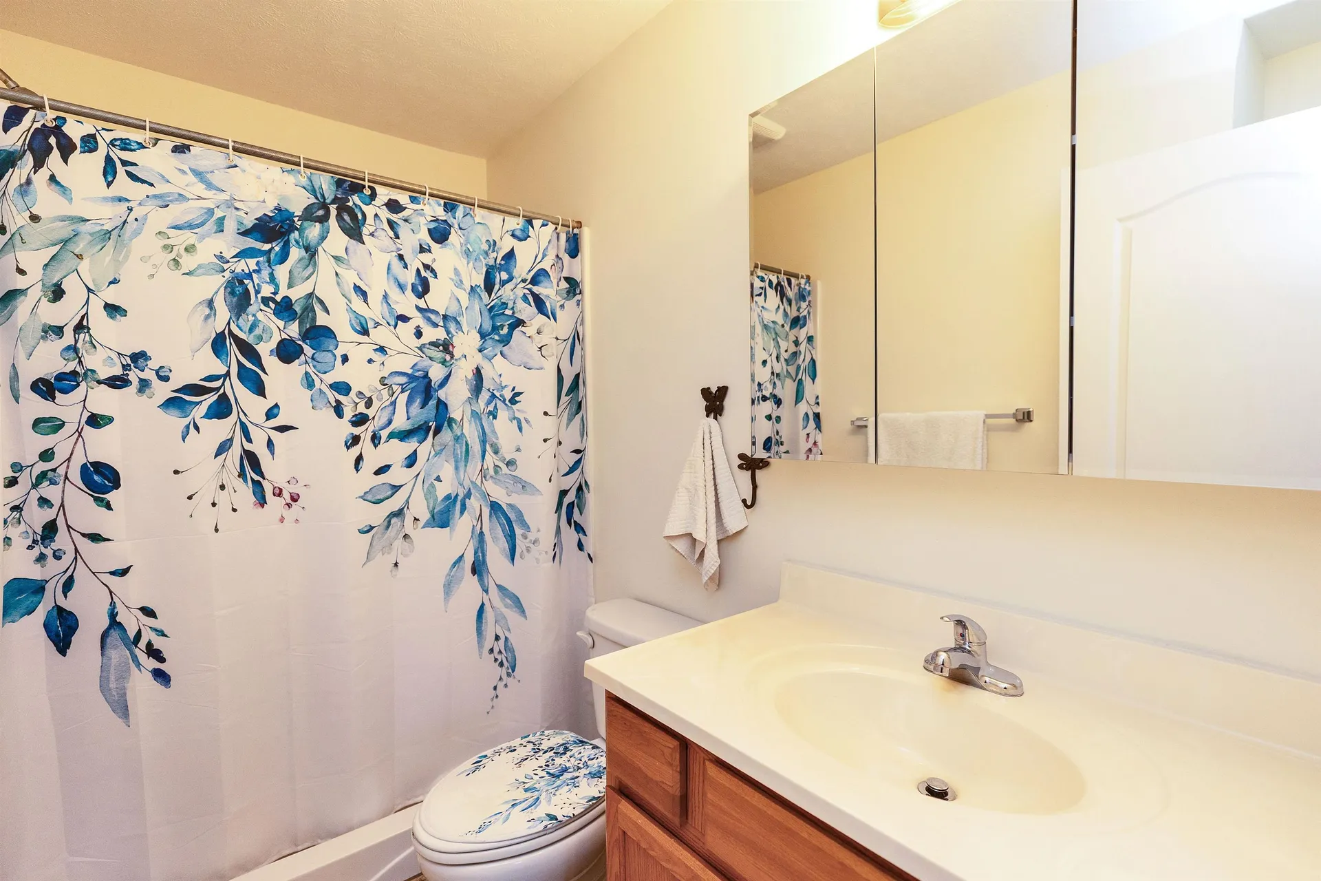 28 Owens Drive Swanzey NH 03446