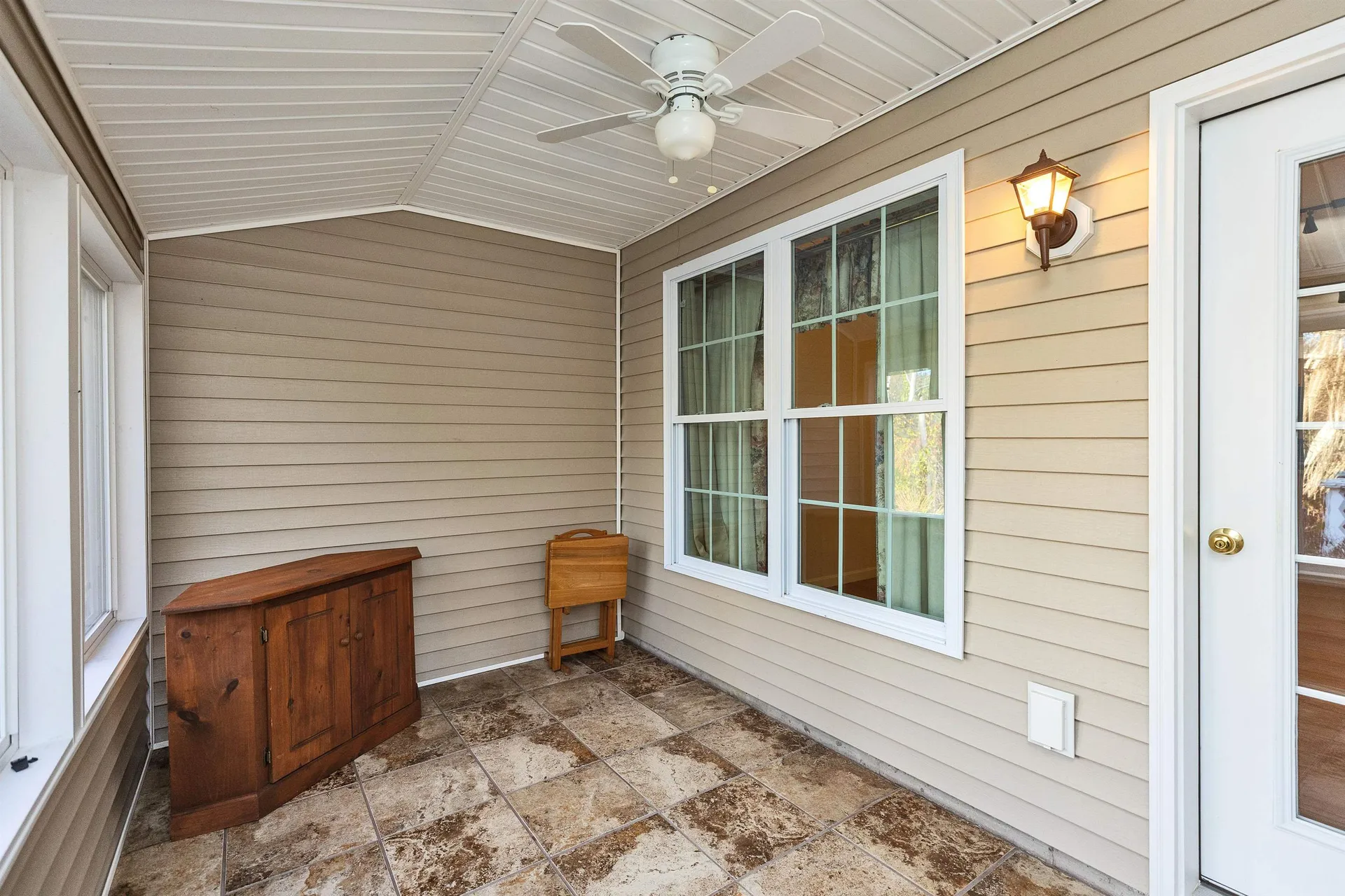 28 Owens Drive Swanzey NH 03446