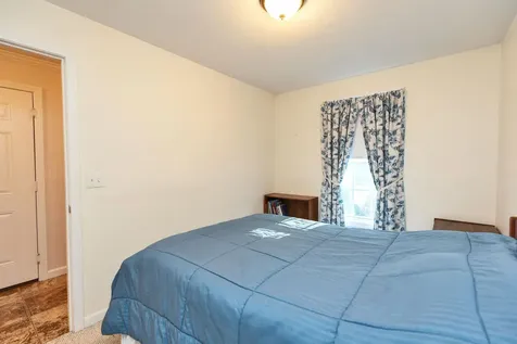 28 Owens Drive Swanzey NH 03446