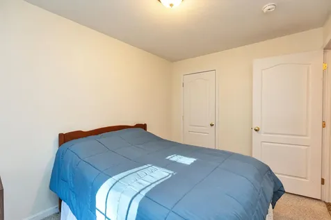 28 Owens Drive Swanzey NH 03446