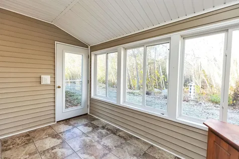 28 Owens Drive Swanzey NH 03446