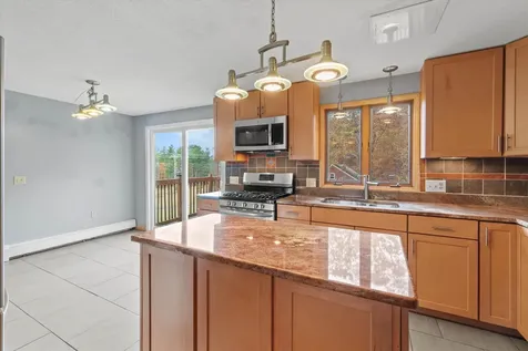 138 Castle Hill Road Windham NH 03087