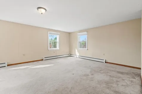 138 Castle Hill Road Windham NH 03087