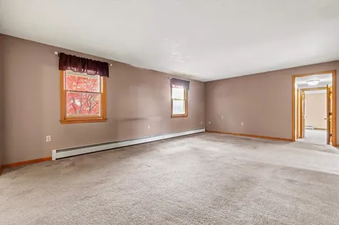 138 Castle Hill Road Windham NH 03087