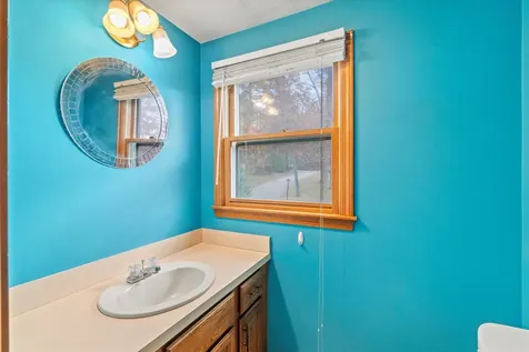 138 Castle Hill Road Windham NH 03087