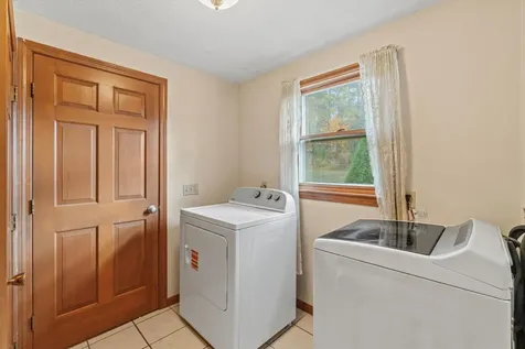 138 Castle Hill Road Windham NH 03087