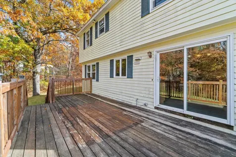 138 Castle Hill Road Windham NH 03087