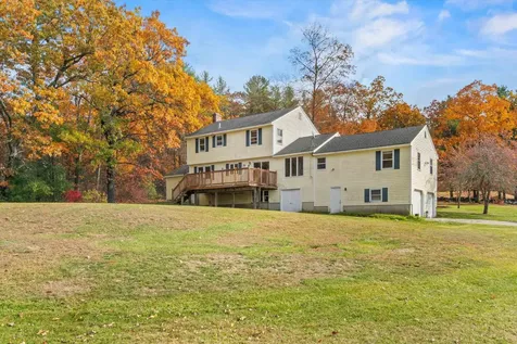 138 Castle Hill Road Windham NH 03087