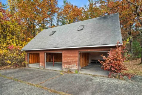 138 Castle Hill Road Windham NH 03087