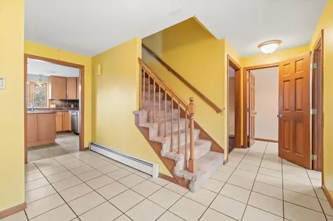 138 Castle Hill Road Windham NH 03087