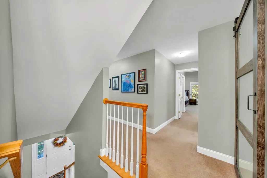 8 Stonewall Way Newmarket NH 03857