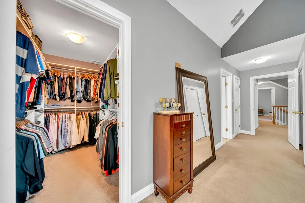 8 Stonewall Way Newmarket NH 03857