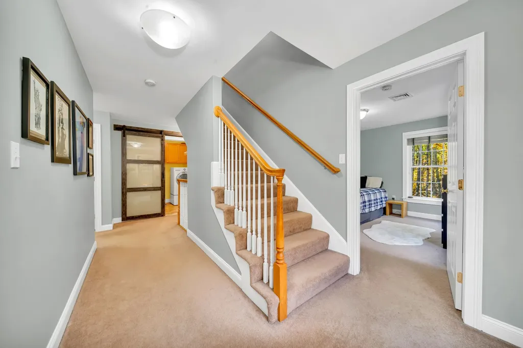 8 Stonewall Way Newmarket NH 03857