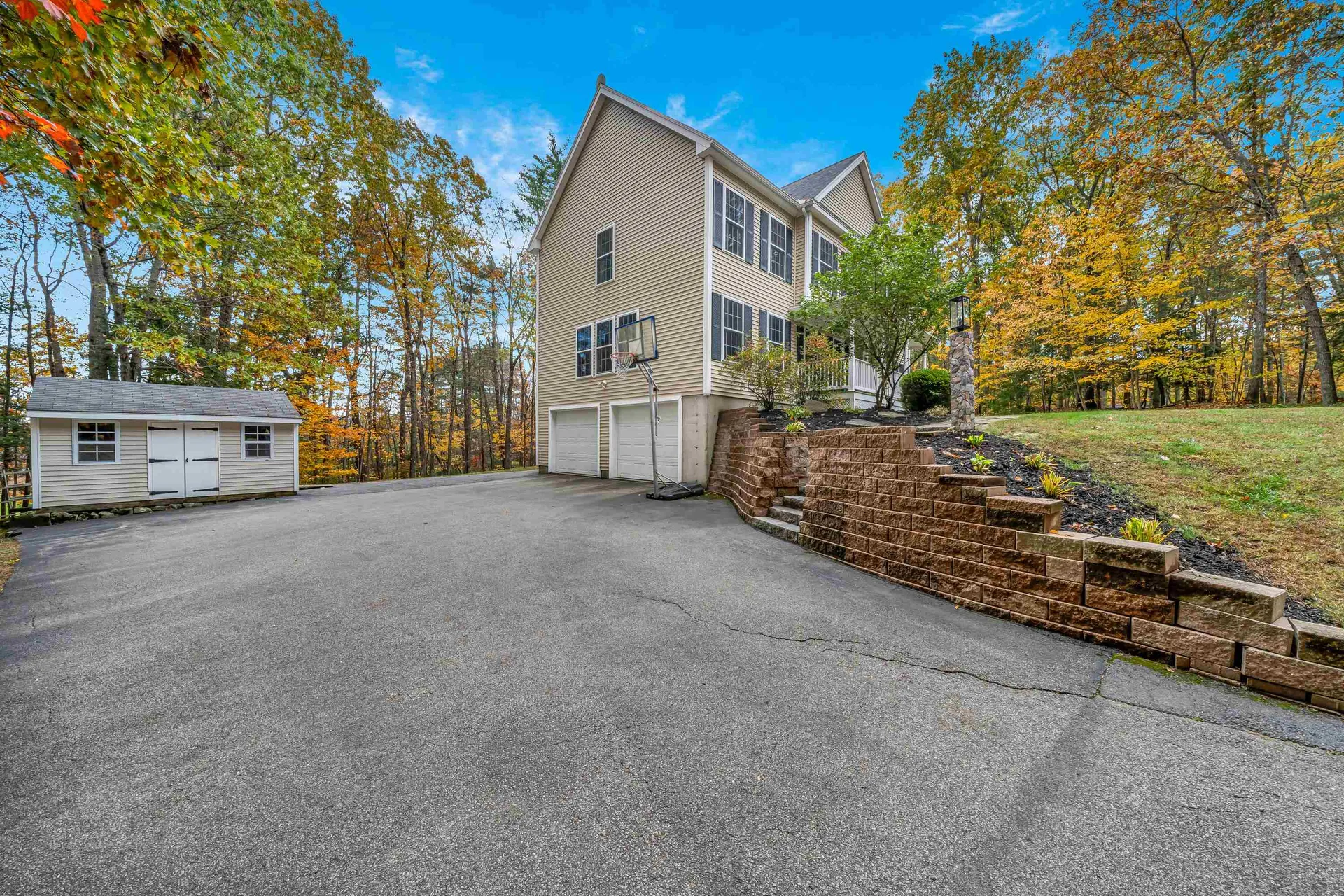 8 Stonewall Way Newmarket NH 03857