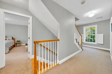 8 Stonewall Way Newmarket NH 03857