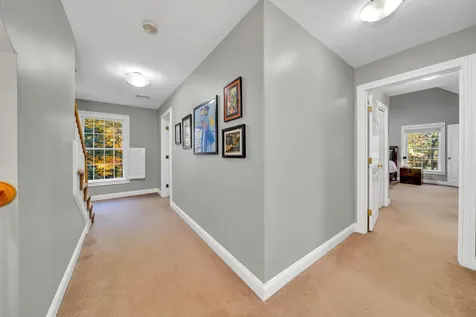 8 Stonewall Way Newmarket NH 03857