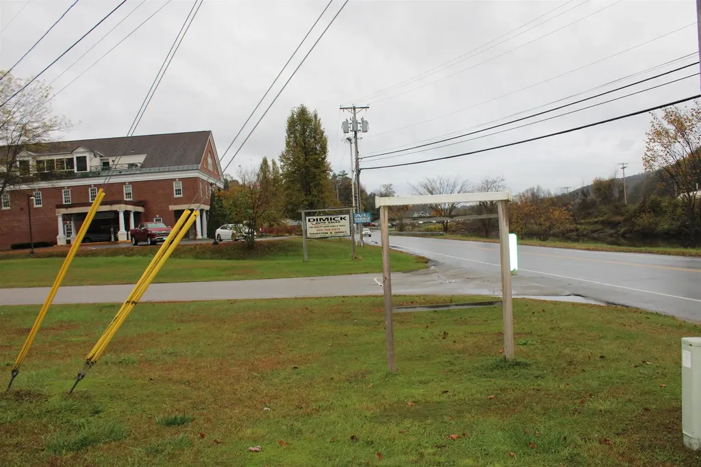 1322 Memorial Drive St. Johnsbury VT 05819