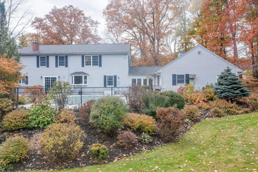 71 Ten Rod Road Rochester NH 03867