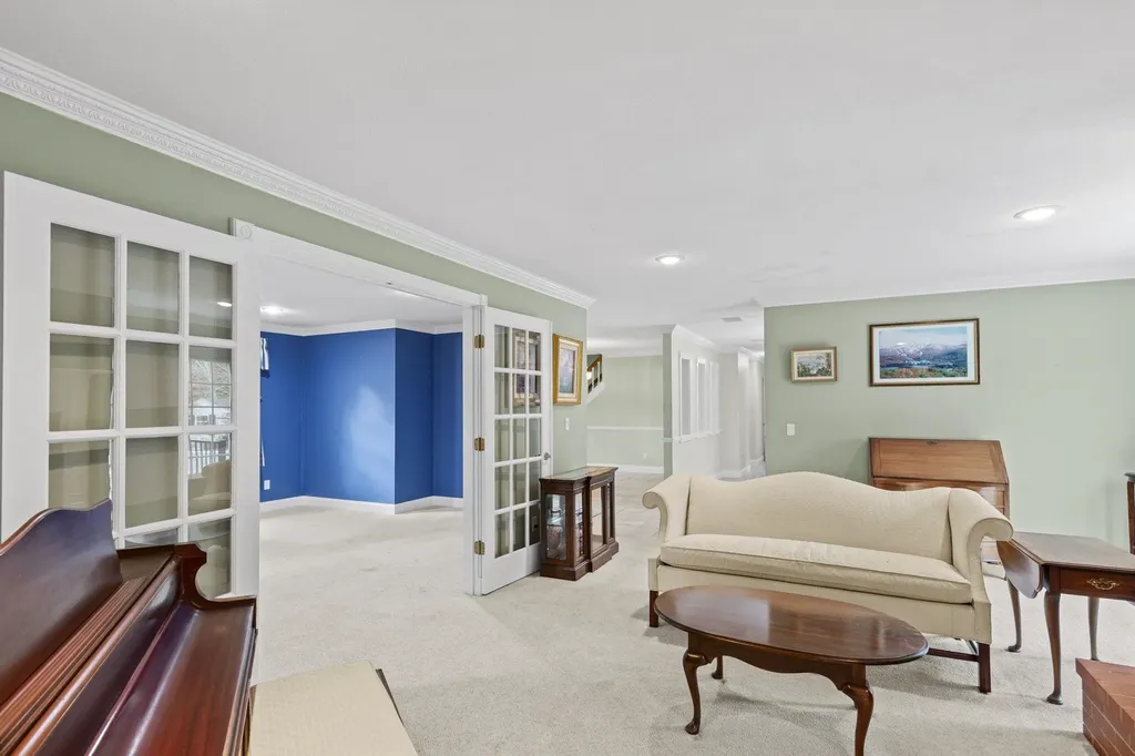 71 Ten Rod Road Rochester NH 03867