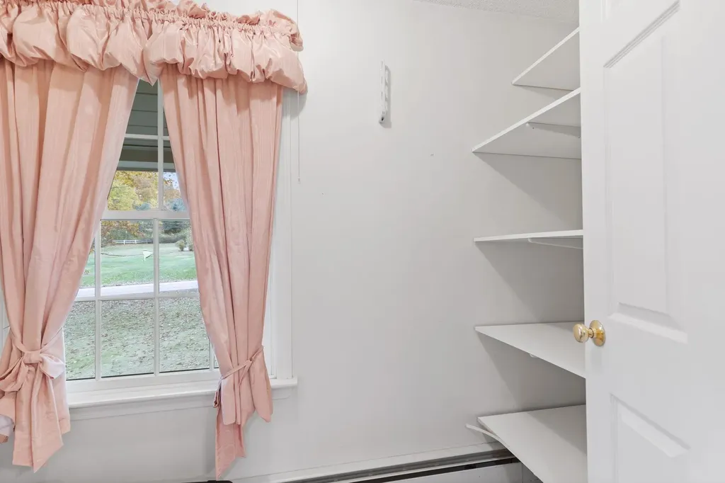 71 Ten Rod Road Rochester NH 03867