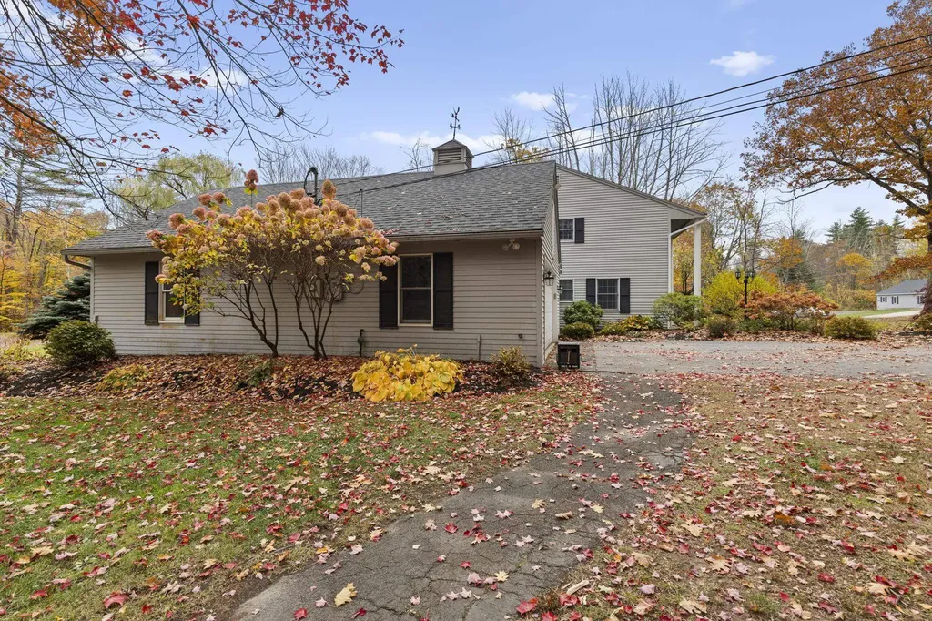 71 Ten Rod Road Rochester NH 03867