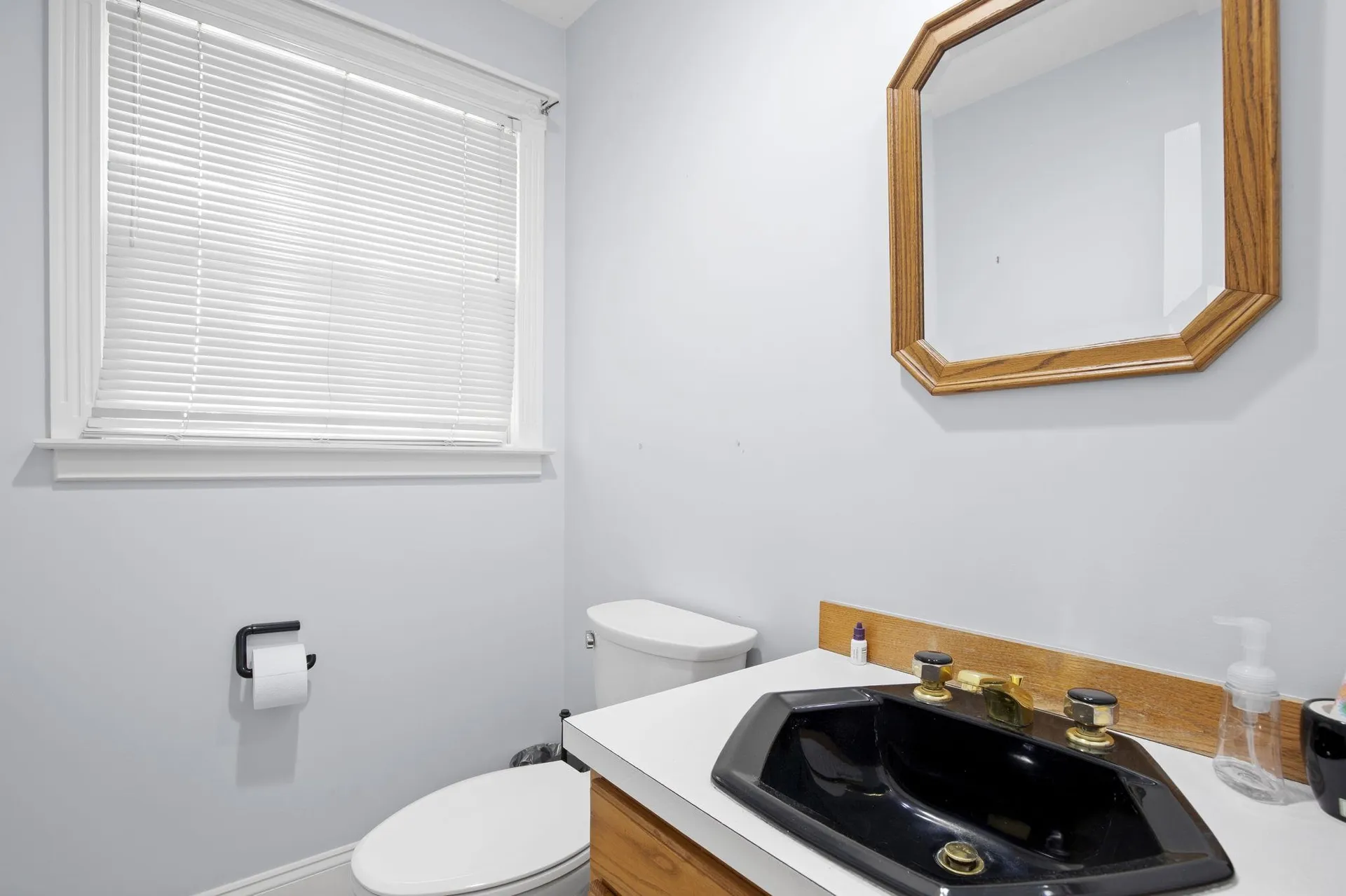 71 Ten Rod Road Rochester NH 03867