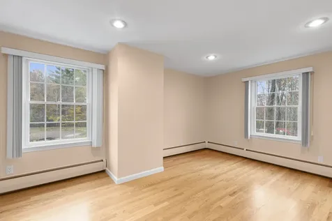 71 Ten Rod Road Rochester NH 03867