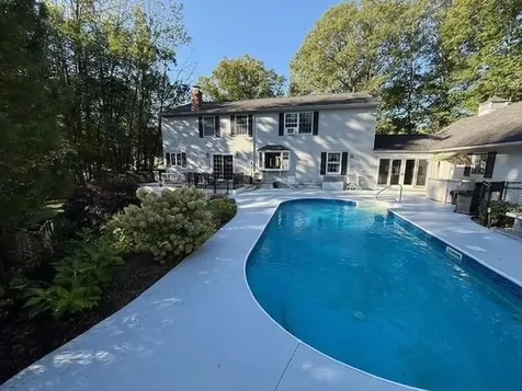 71 Ten Rod Road Rochester NH 03867