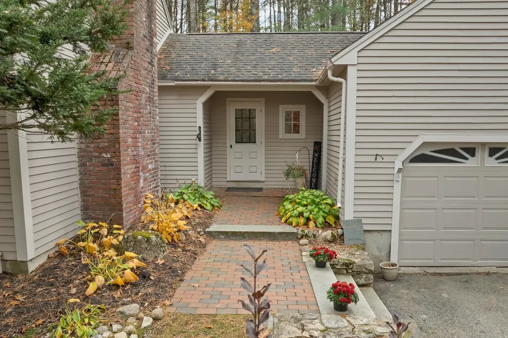 10 Winterberry Drive Amherst NH 03031