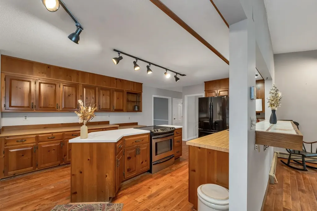 10 Winterberry Drive Amherst NH 03031