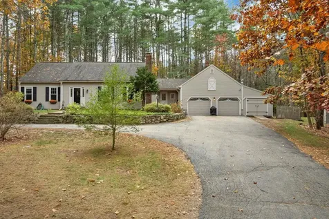 10 Winterberry Drive Amherst NH 03031