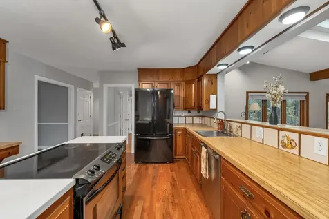 10 Winterberry Drive Amherst NH 03031