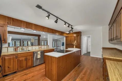 10 Winterberry Drive Amherst NH 03031