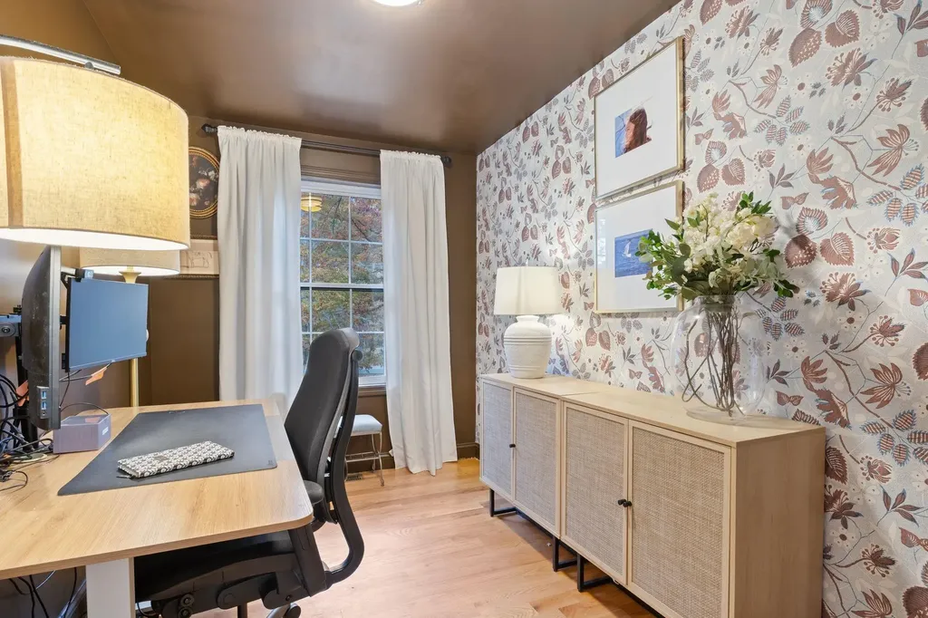 21 West Shore Park Road Kingston NH 03848