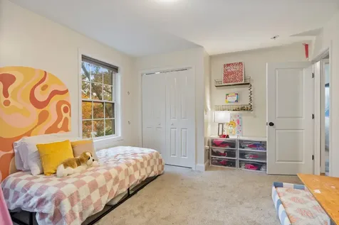 21 West Shore Park Road Kingston NH 03848