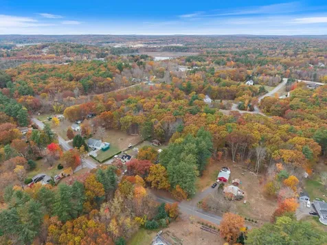 21 West Shore Park Road Kingston NH 03848