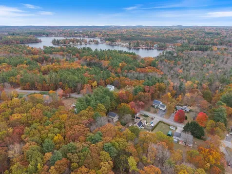 21 West Shore Park Road Kingston NH 03848