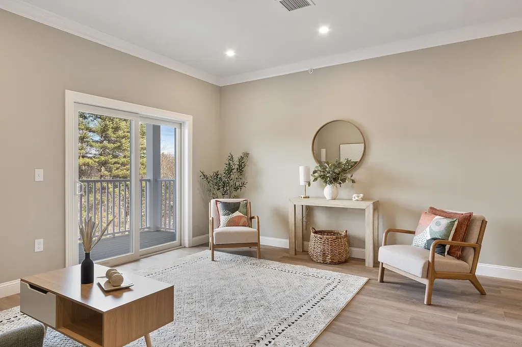 10100 S Willow Street Manchester NH 03103