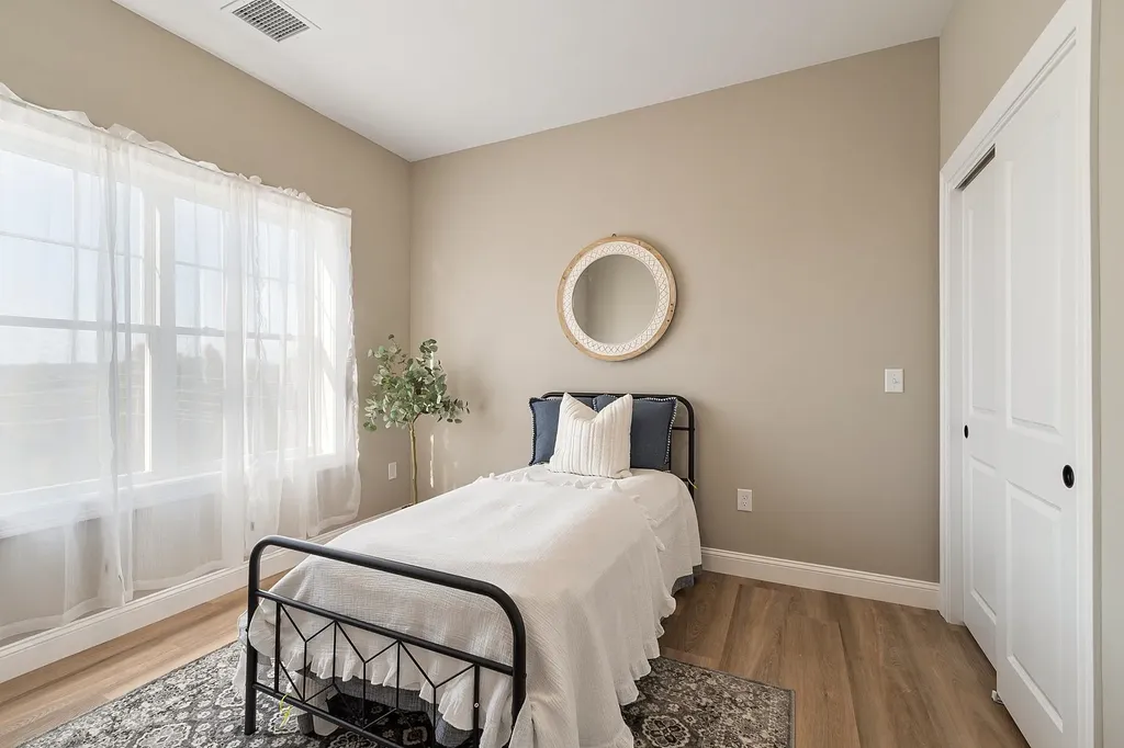 10100 S Willow Street Manchester NH 03103