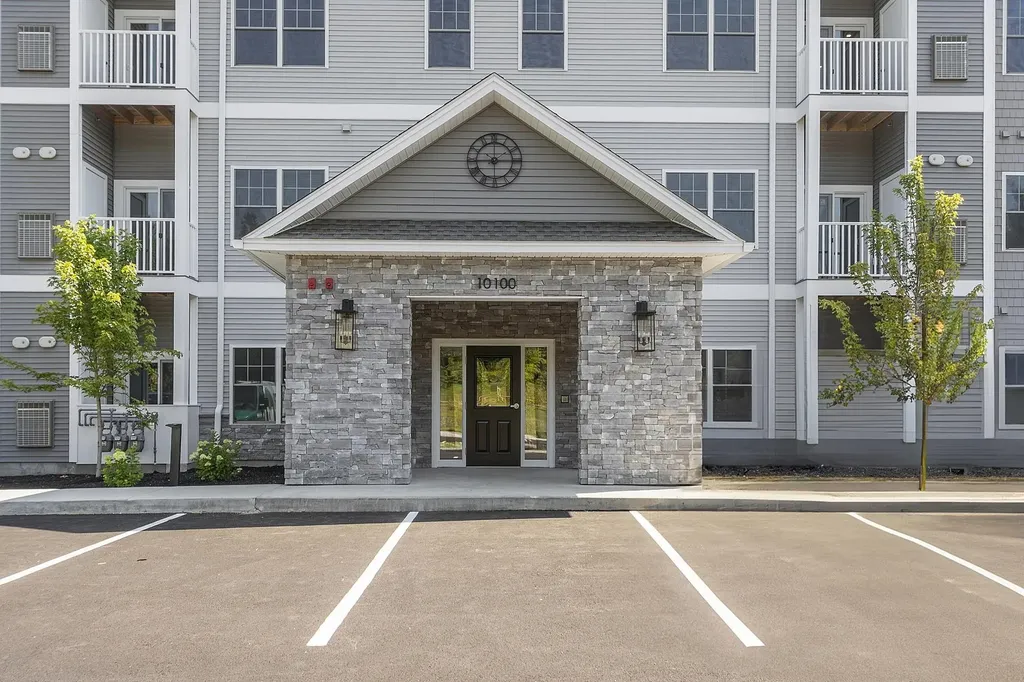 10100 S Willow Street Manchester NH 03103