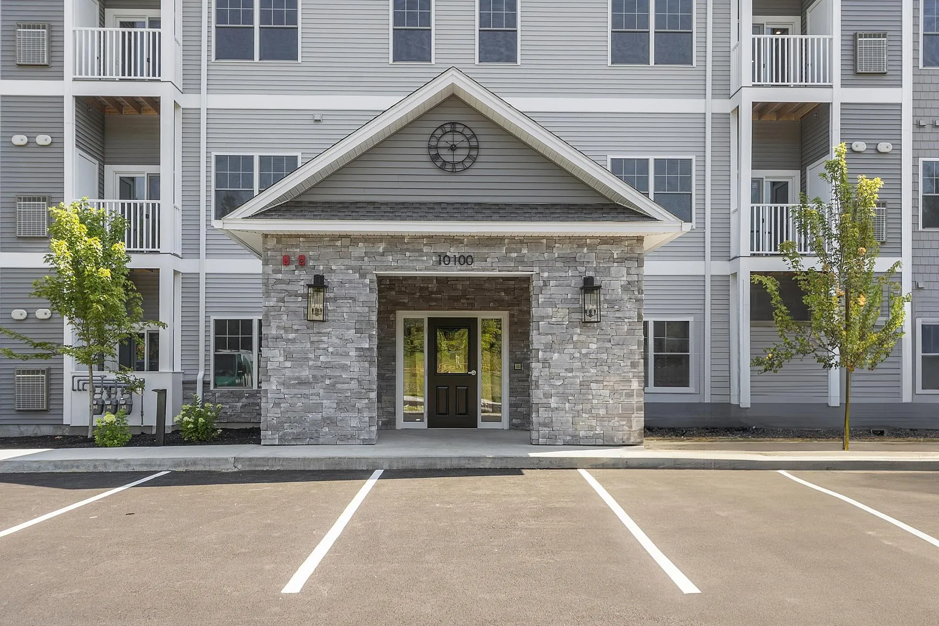 10100 S Willow Street Manchester NH 03103