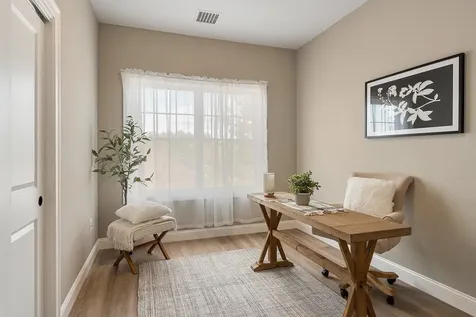 10100 S Willow Street Manchester NH 03103