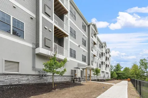 10100 S Willow Street Manchester NH 03103