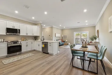 10100 S Willow Street Manchester NH 03103